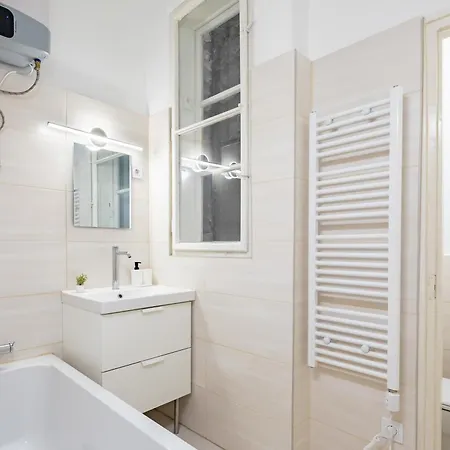 Daire - Stylish - Easy Sleep