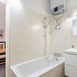 - Stylish - Easy Sleep Budapest